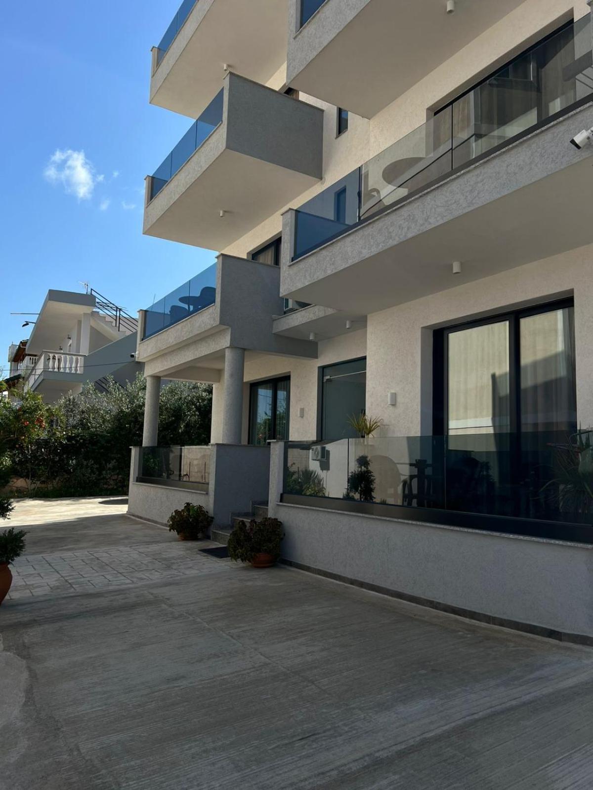 Feniks Hotel Ksamil Exterior foto